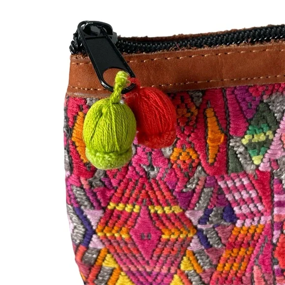 Handmade Guatemalan Wristlet - Picture 3 of 6